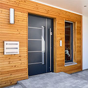 Tür und Fenster bei Haas Holzbausysteme